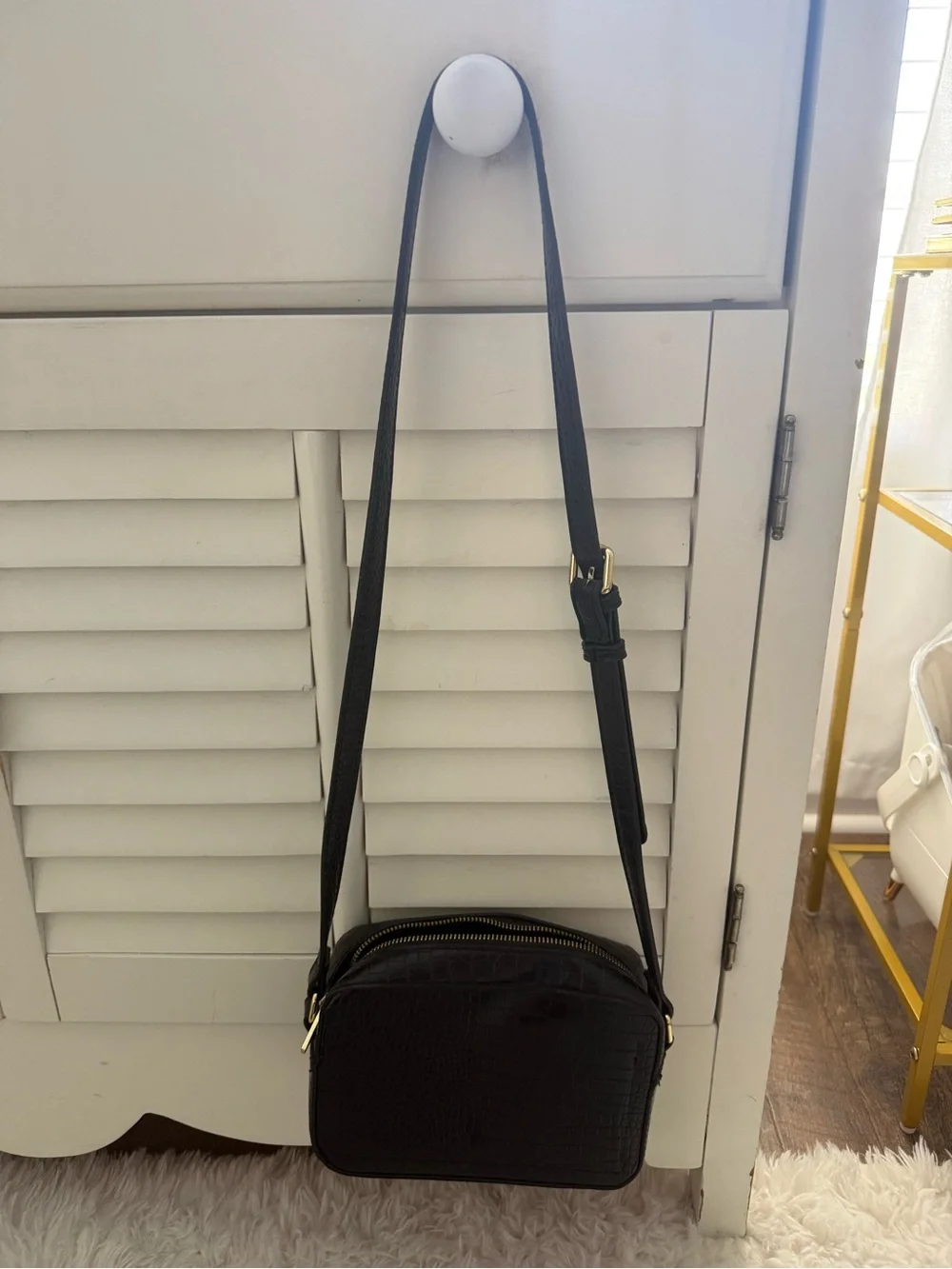 Black Croc-Embossed Crossbody Bag with Gold Accent